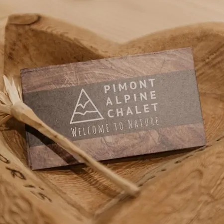 Chata Pimont Alpine Madonna